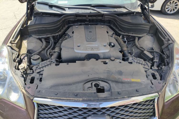 Used Infiniti QX50 2015 2.5L Comfort Edition Engine Bay