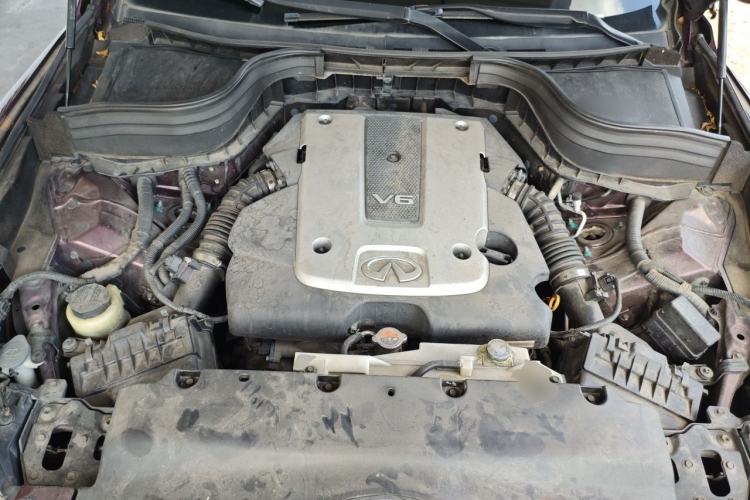 Used Infiniti QX50 2015 2.5L Luxury Edition Engine Bay
