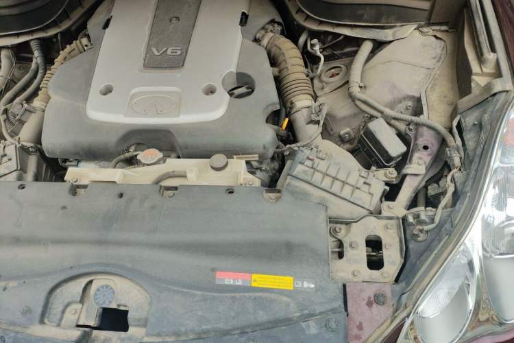 Used Infiniti QX50 2015 2.5L Comfort Edition Engine Bay Left