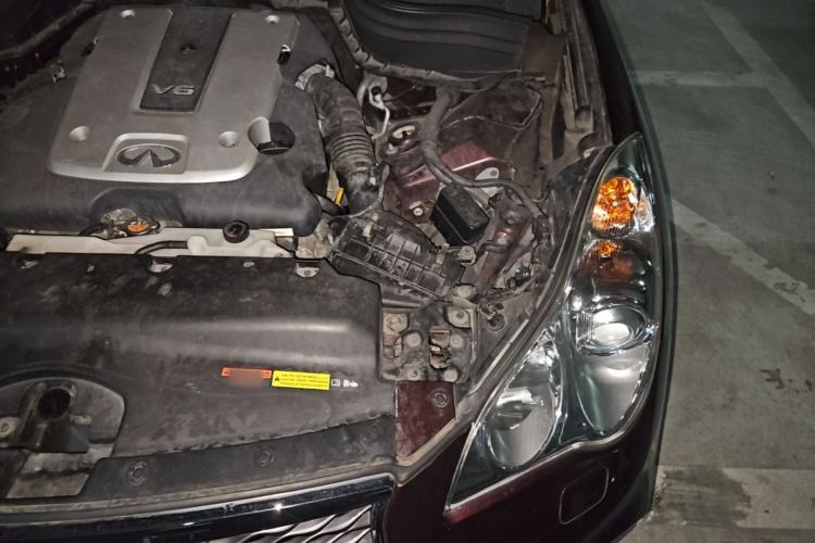 Used Infiniti QX50 2015 2.5L Enjoyment Edition Engine Bay Left