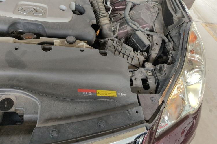 Used Infiniti QX50 2015 2.5L Comfort Edition Engine Bay Left
