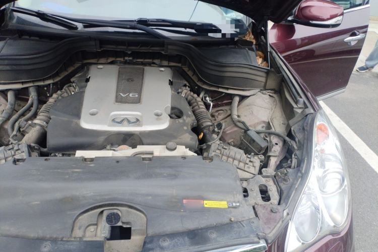 Used Infiniti QX50 2015 2.5L Enjoyment Edition Engine Bay Left