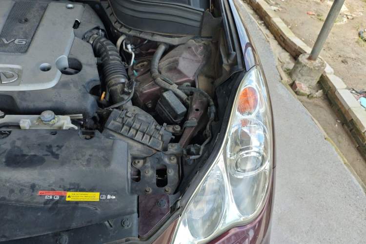 Used Infiniti QX50 2015 2.5L Luxury Edition Engine Bay Left