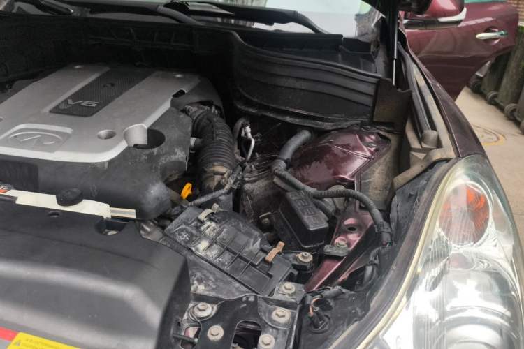 Used Infiniti QX50 2015 2.5L Enjoyment Edition Engine Bay Left