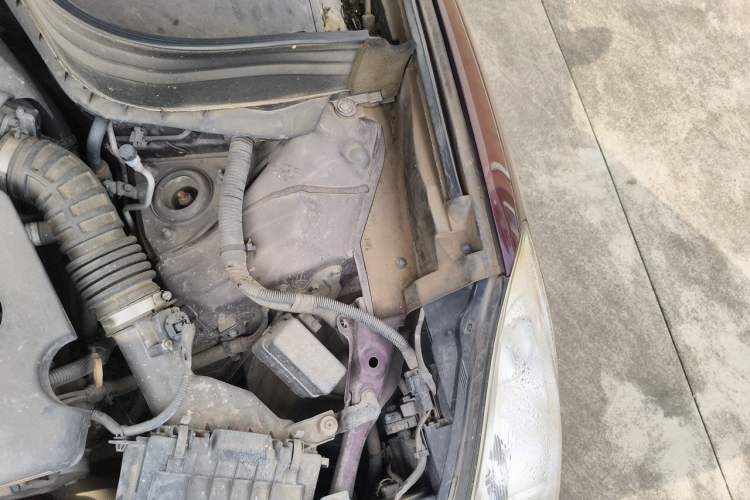 Used Infiniti QX50 2015 2.5L Enjoyment Edition Engine Bay Left