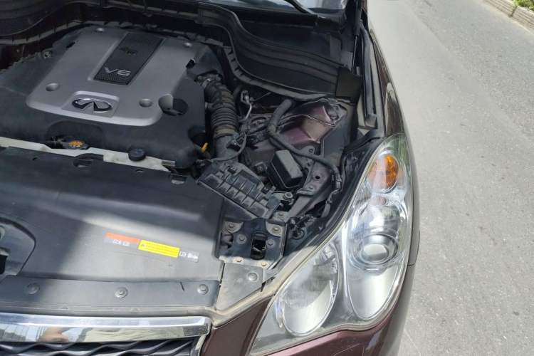 Used Infiniti QX50 2015 2.5L Enjoyment Edition Engine Bay Left