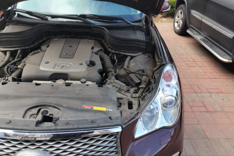 Used Infiniti QX50 2015 2.5L Comfort Edition Engine Bay Left
