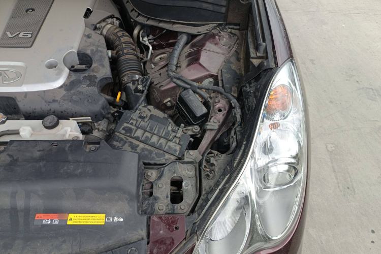 Used Infiniti QX50 2015 2.5L Enjoyment Edition Engine Bay Left