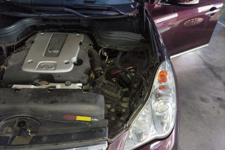 Used Infiniti QX50 2015 2.5L Enjoyment Edition Engine Bay Left
