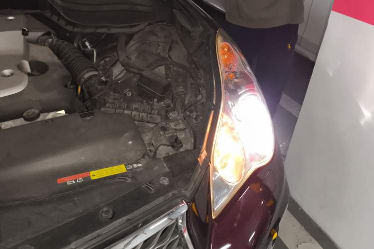 Used Infiniti QX50 2015 2.5L Enjoyment Edition Engine Bay Left