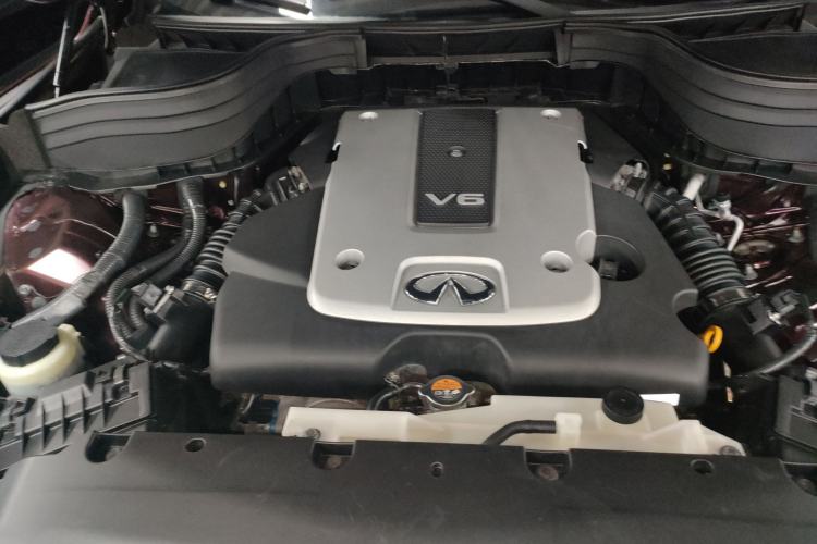 Used Infiniti QX50 2015 2.5L Enjoyment Edition Engine Bay