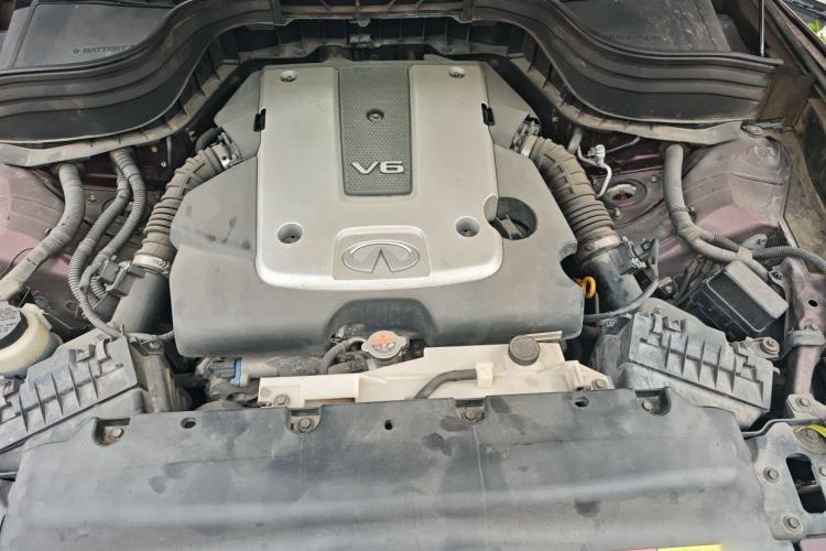 Used Infiniti QX50 2015 2.5L Enjoyment Edition Engine Bay
