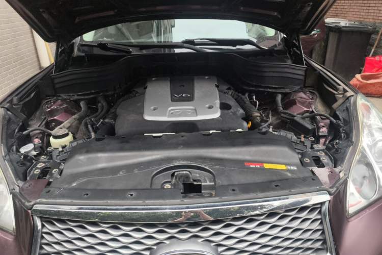 Used Infiniti QX50 2015 2.5L Enjoyment Edition Engine Bay