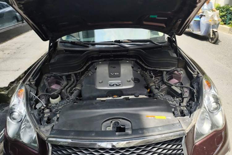 Used Infiniti QX50 2015 2.5L Enjoyment Edition Engine Bay