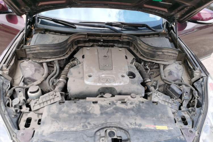 Used Infiniti QX50 2015 2.5L Comfort Edition Engine Bay