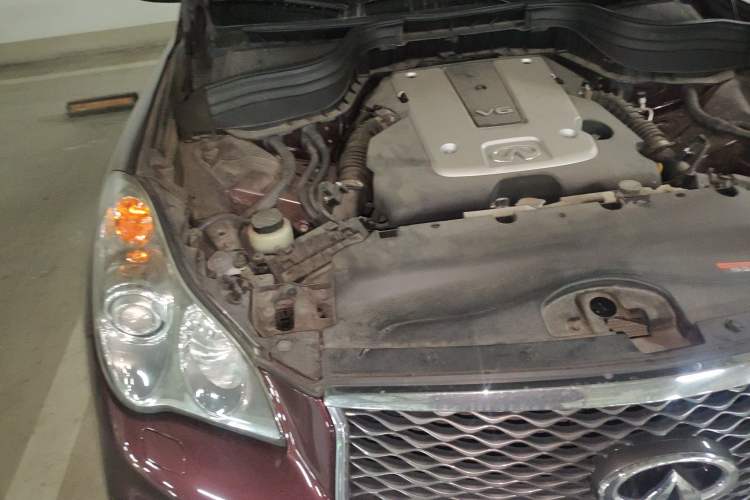 Used Infiniti QX50 2015 2.5L Enjoyment Edition Engine Bay Right