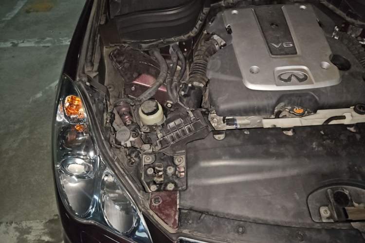 Used Infiniti QX50 2015 2.5L Enjoyment Edition Engine Bay Right