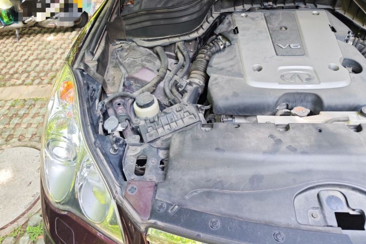 Used Infiniti QX50 2015 2.5L Comfort Edition Engine Bay Right