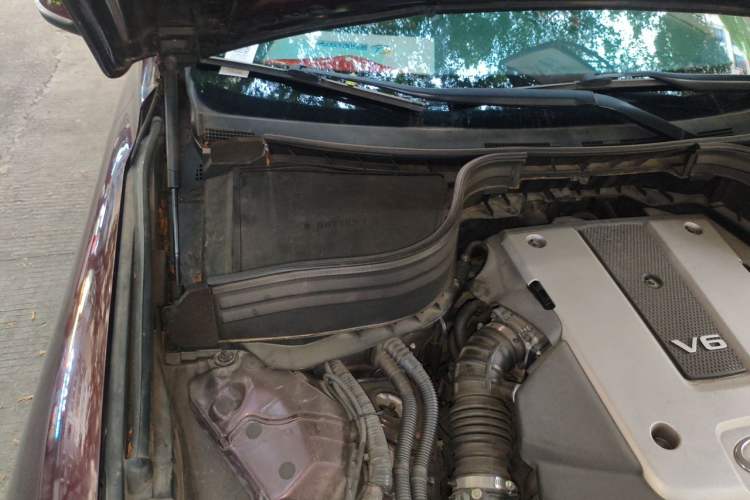 Used Infiniti QX50 2015 2.5L Comfort Edition Engine Bay Right