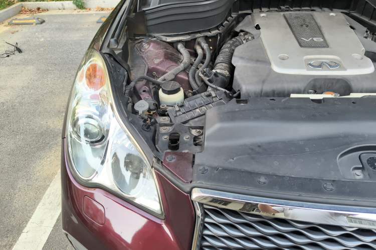 Used Infiniti QX50 2015 2.5L Enjoyment Edition Engine Bay Right