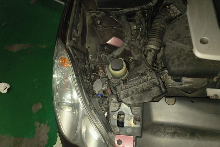 Used Infiniti QX50 2015 2.5L Enjoyment Edition Engine Bay Right