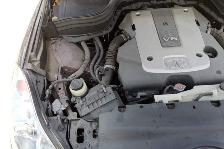 Used Infiniti QX50 2015 2.5L Enjoyment Edition Engine Bay Right