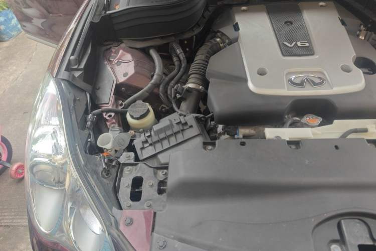 Used Infiniti QX50 2015 2.5L Enjoyment Edition Engine Bay Right