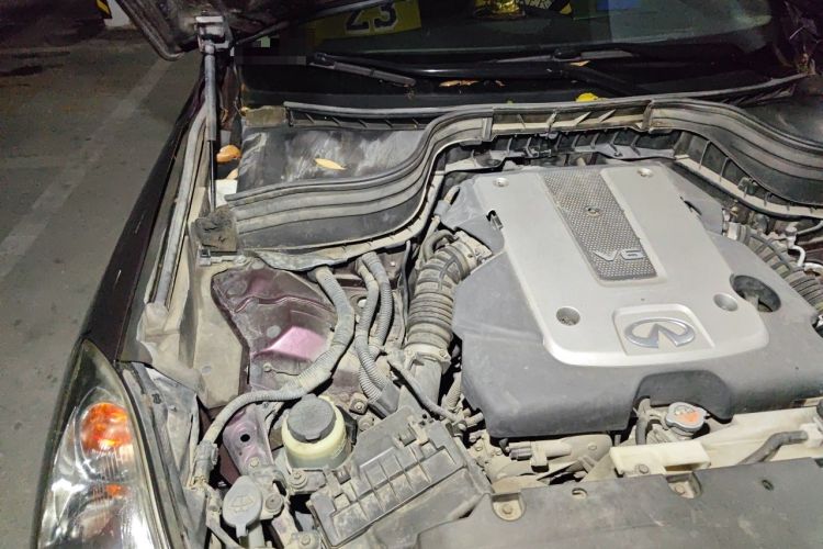 Used Infiniti QX50 2015 2.5L Enjoyment Edition Engine Bay Right