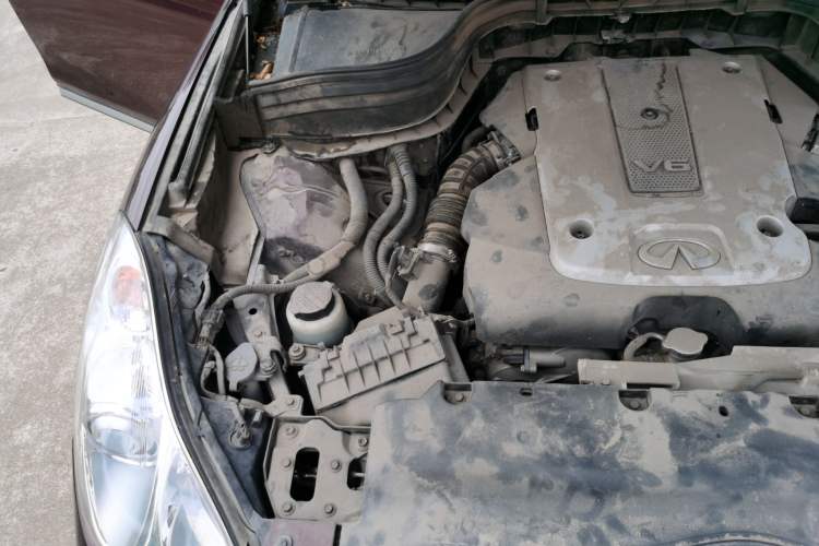 Used Infiniti QX50 2015 2.5L Comfort Edition Engine Bay Right