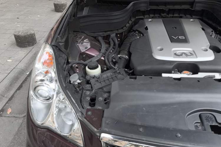 Used Infiniti QX50 2015 2.5L Comfort Edition Engine Bay Right