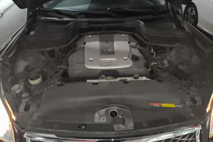 Used Infiniti QX50 2015 2.5L Enjoyment Edition Engine Bay