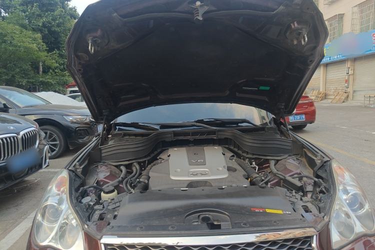 Used Infiniti QX50 2015 2.5L Comfort Edition Engine Bay