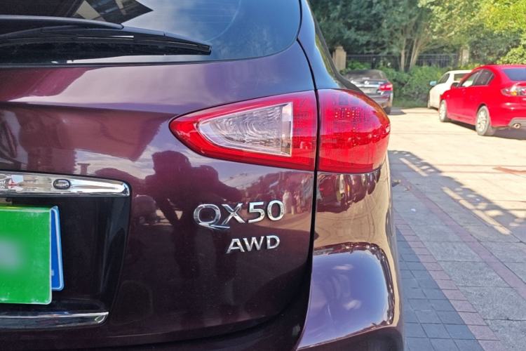 Used Infiniti QX50 2015 2.5L Comfort Edition Exterior 3