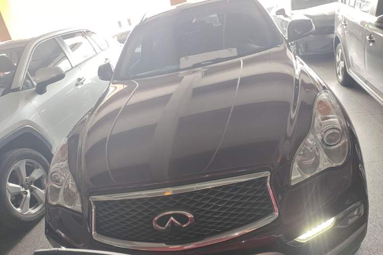 Used Infiniti QX50 2015 2.5L Comfort Edition Front