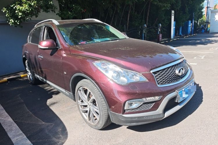 Used Infiniti QX50 2015 2.5L Luxury Edition Front Right 45 Deg