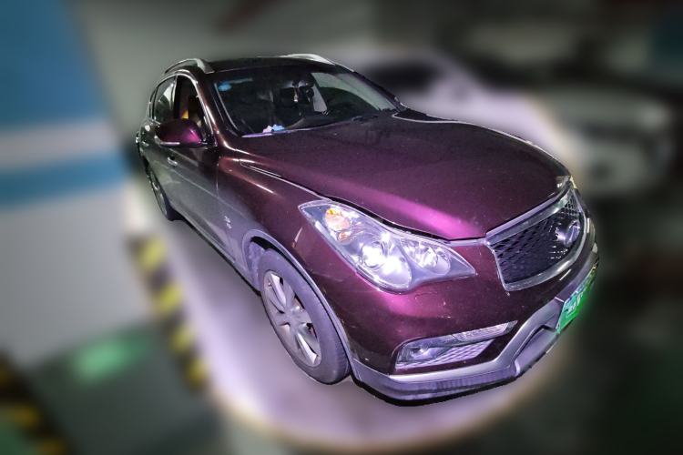 Used Infiniti QX50 2015 2.5L Comfort Edition Front Right 45 Deg