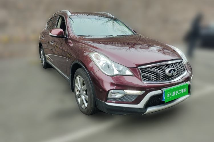 Used Infiniti QX50 2015 2.5L Enjoyment Edition Front Right 45 Deg