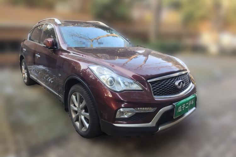 Used Infiniti QX50 2015 2.5L Comfort Edition Front Right 45 Deg