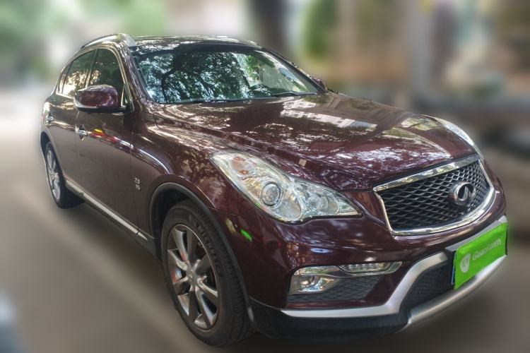 Used Infiniti QX50 2015 2.5L Comfort Edition Front Right 45 Deg