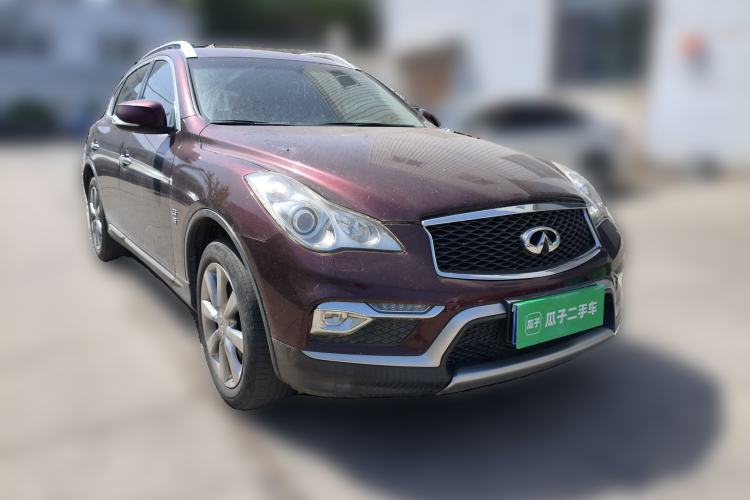 Used Infiniti QX50 2015 2.5L Comfort Edition Front Right 45 Deg