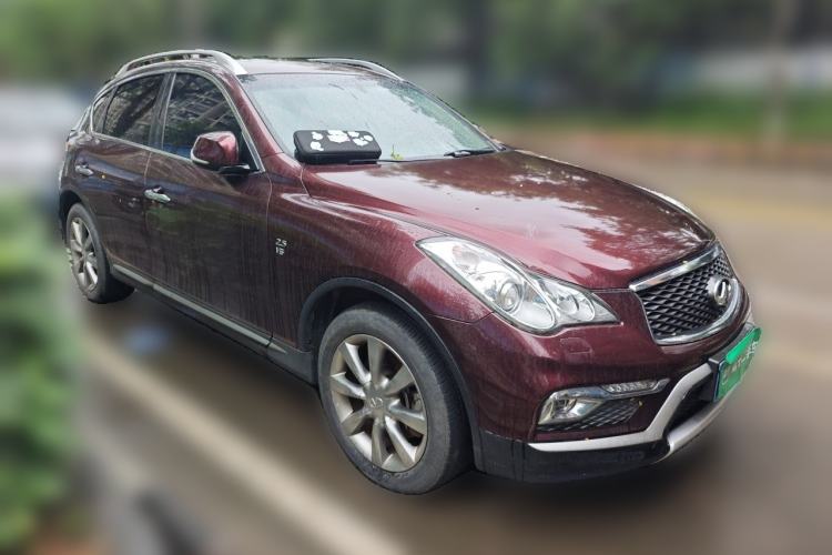 Used Infiniti QX50 2015 2.5L Enjoyment Edition Front Right 45 Deg