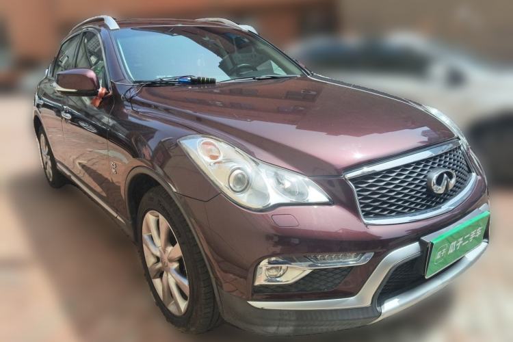 Used Infiniti QX50 2015 2.5L Enjoyment Edition Front Right 45 Deg