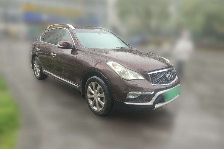Used Infiniti QX50 2015 2.5L Enjoyment Edition Front Right 45 Deg