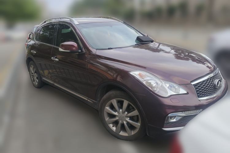 Used Infiniti QX50 2015 2.5L Comfort Edition Front Right 45 Deg