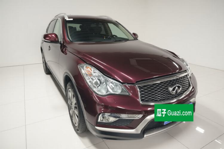 Used Infiniti QX50 2015 2.5L Enjoyment Edition Front Right 45 Deg