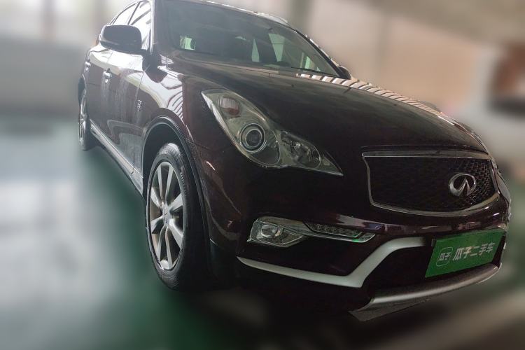 Used Infiniti QX50 2015 2.5L Comfort Edition Front Right 45 Deg