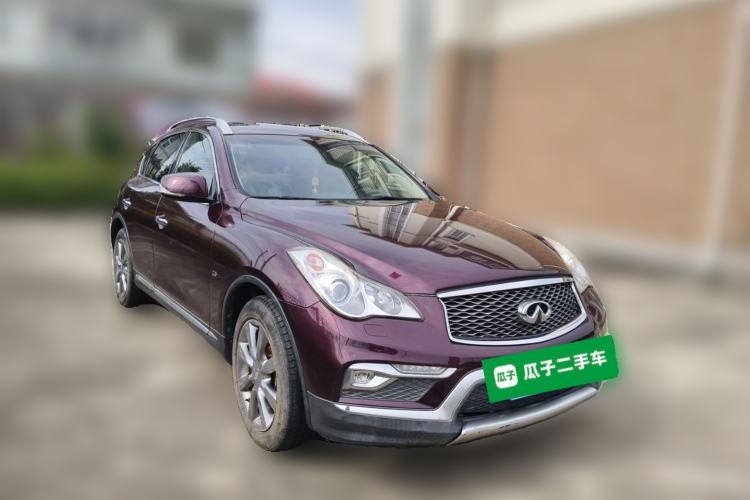 Used Infiniti QX50 2015 2.5L Enjoyment Edition Front Right 45 Deg