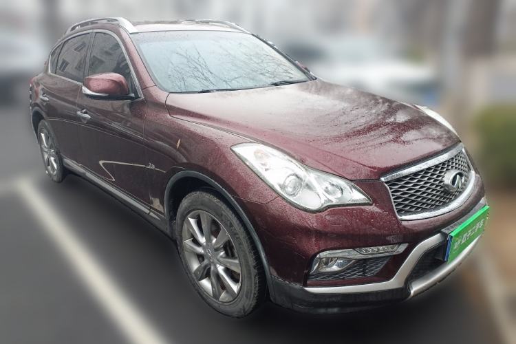 Used Infiniti QX50 2015 2.5L Comfort Edition Front Right 45 Deg