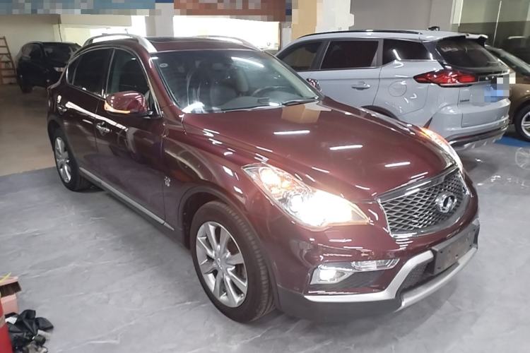 Used Infiniti QX50 2015 2.5L Comfort Edition Front Right 45 Deg