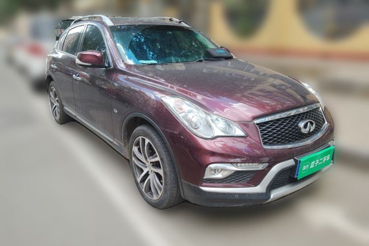 Used Infiniti QX50 2015 2.5L Luxury Edition Front Right 45 Deg